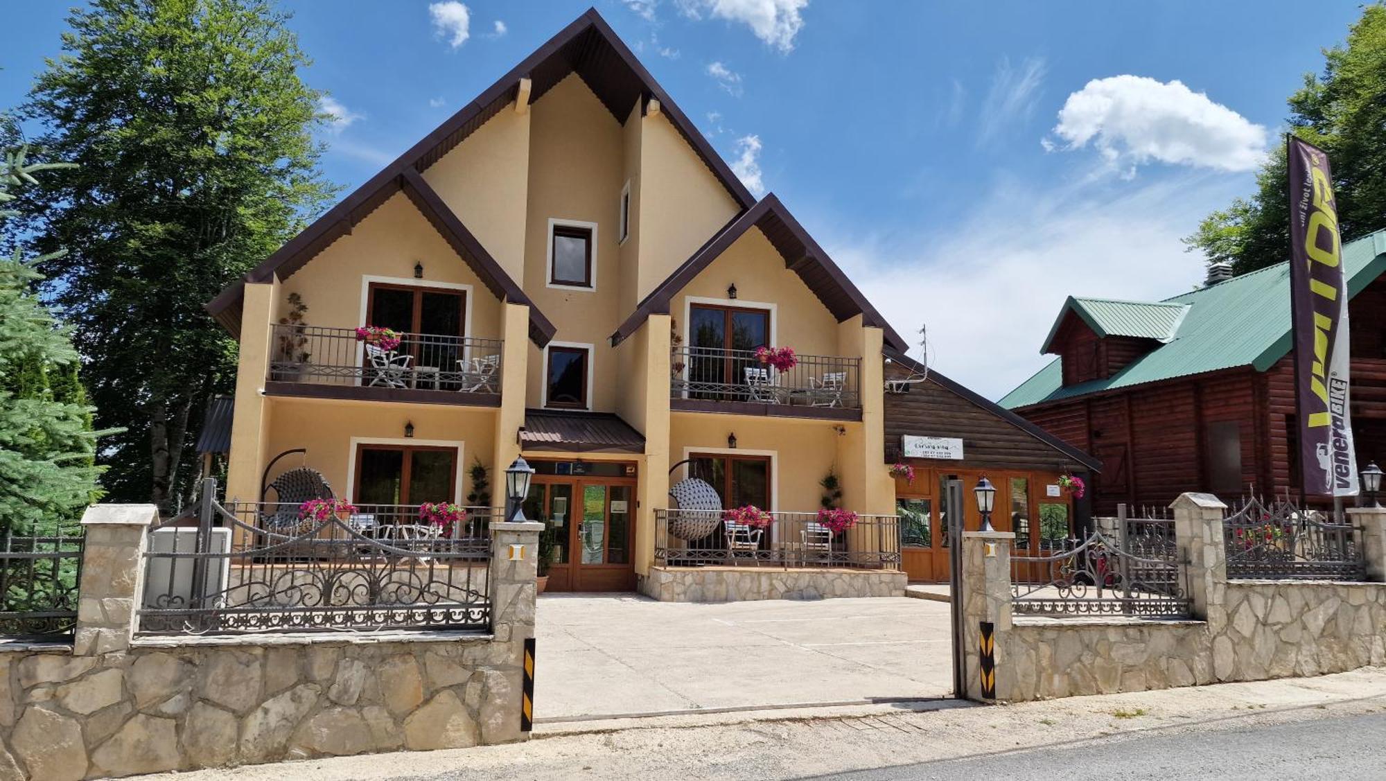 Gorska Vila Apartments Žabljak Rom bilde